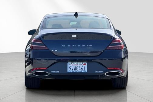 2026 Genesis G70 2.5T RWD