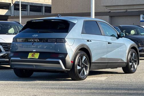 2026 Hyundai IONIQ 5 SEL