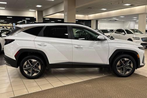 2025 Hyundai TUCSON Hybrid SEL Convenience