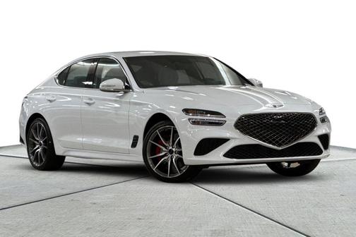 2025 Genesis G70 2.5T RWD