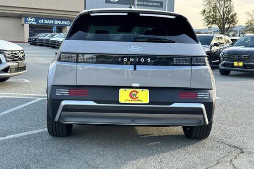 2026 Hyundai IONIQ 5 SEL