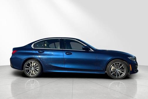 2020 BMW 330 330i