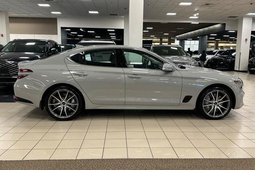 2026 Genesis G70 2.5T RWD