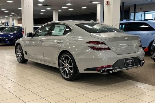 2026 Genesis G70 2.5T RWD