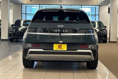 2026 Hyundai IONIQ 5 SEL