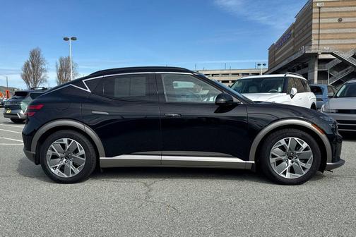 2025 Genesis GV60 Standard RWD