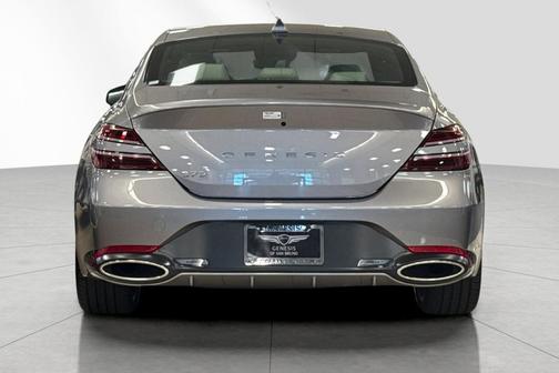 2026 Genesis G70 2.5T RWD