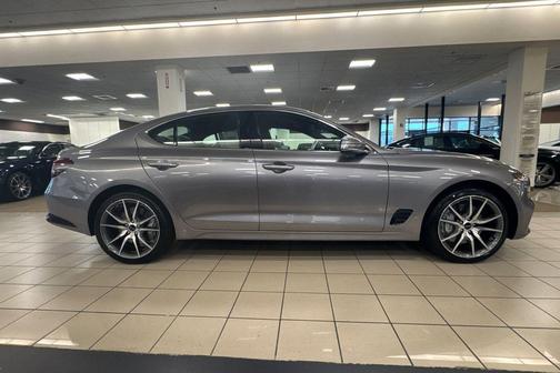 2026 Genesis G70 2.5T RWD