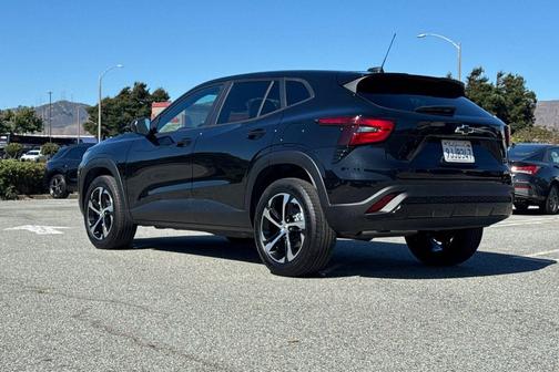 2024 Chevrolet Trax FWD 1RS