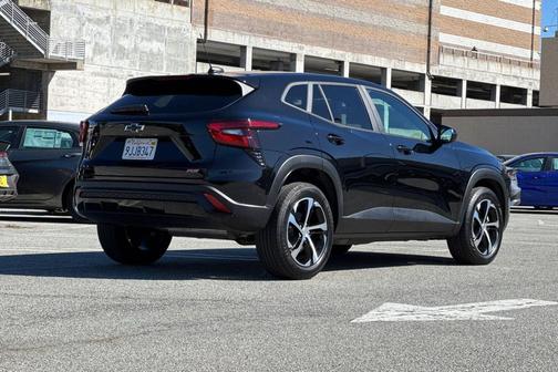 2024 Chevrolet Trax FWD 1RS