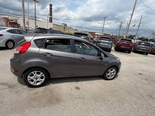 Storm Gray Metallic 2014 Ford Fiesta SE
