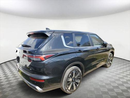 2025 Mitsubishi Outlander SE 2.5 2WD