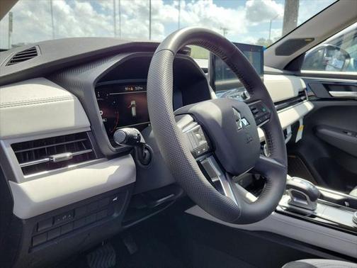 2025 Mitsubishi Outlander SE 2.5 2WD
