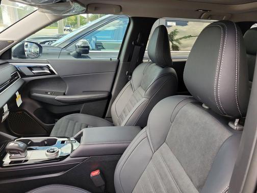 2025 Mitsubishi Outlander SE 2.5 2WD