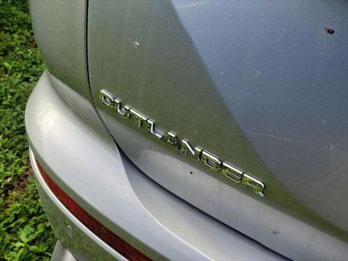 2025 Mitsubishi Outlander ES 2.5 2WD