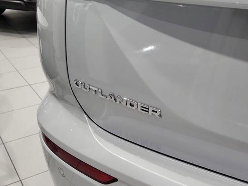 2026 Mitsubishi Outlander SE 1.5T 2WD