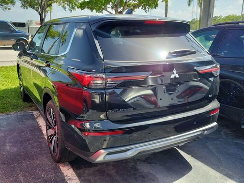 2025 Mitsubishi Outlander SE 2.5 S-AWC