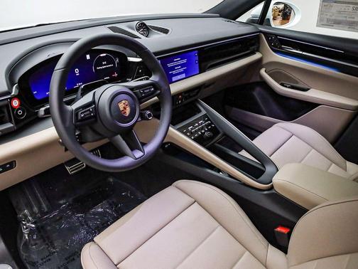 2026 Porsche Macan 4S