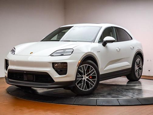 2026 Porsche Macan 4S