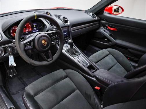 2023 Porsche 718 Cayman GT4 RS