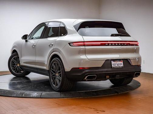 2025 Porsche Cayenne Cayenne