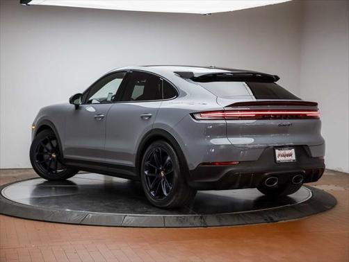 2024 Porsche Cayenne Turbo GT