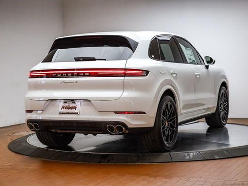 2026 Porsche Cayenne S