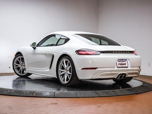 2025 Porsche 718 Cayman 