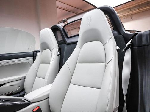 2025 Porsche 718 Boxster Style Edition