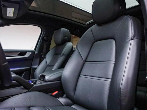 2024 Porsche Cayenne Cayenne