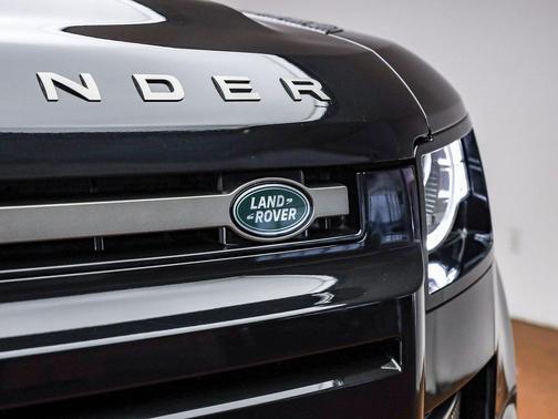 2021 Land Rover Defender 90 X-Dynamic S