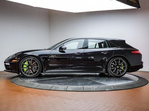 2018 Porsche Panamera Turbo