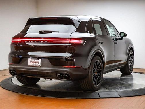 2026 Porsche Cayenne Cayenne