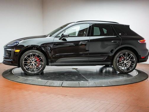 2026 Porsche Macan S