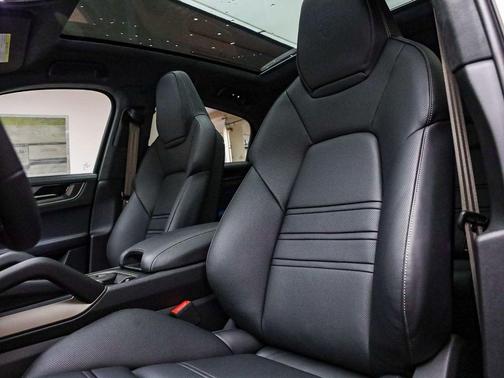 2026 Porsche Cayenne Cayenne Turbo E-Hybrid