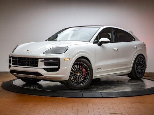 2026 Porsche Cayenne GTS