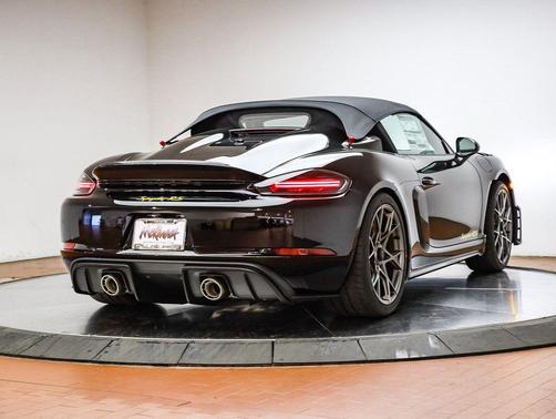 2025 Porsche 718 Spyder RS