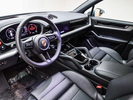 2025 Porsche Cayenne Cayenne