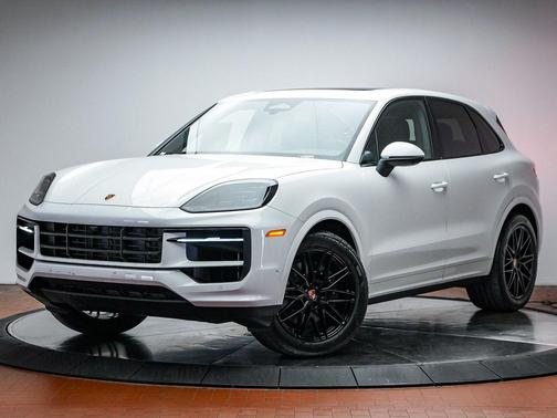 White 2026 Porsche Cayenne Cayenne