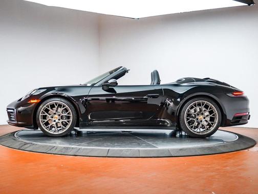 2024 Porsche 911 Carrera