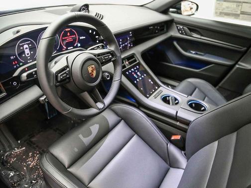 Jet Black 2026 Porsche Taycan