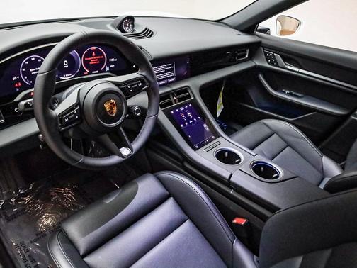 2025 Porsche Taycan