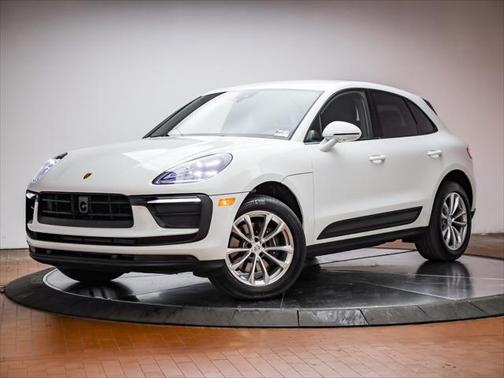 2024 Porsche Macan Base