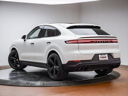 2025 Porsche Cayenne S