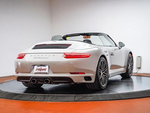 2019 Porsche 911 Carrera S