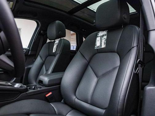 2025 Lexus IS 300 Base