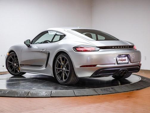 2021 Porsche 718 Cayman T
