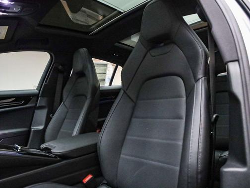 2026 Porsche Panamera 