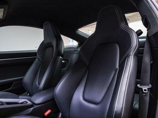 2024 Porsche 911 Carrera 4S