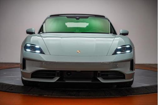 2025 Porsche Taycan 4S